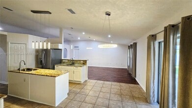 3085 Mandolin Dr in Kissimmee, FL - Building Photo - Building Photo