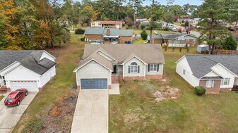 1821 Swann St in Fayetteville, NC - Building Photo