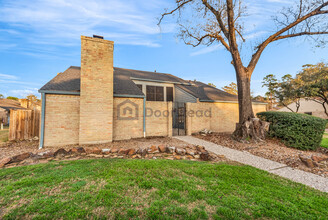 6678 Radley Dr in Spring, TX - Building Photo - Building Photo