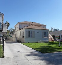 432 N Lomita St in Burbank, CA - Building Photo - Building Photo