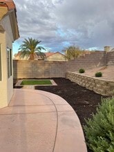 1183 Pelican Lake Ln in Las Vegas, NV - Foto de edificio - Building Photo