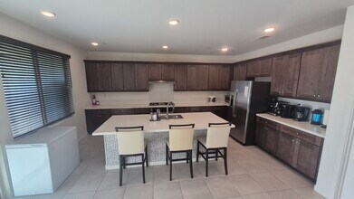 31192 Campolina Way in Menifee, CA - Building Photo - Building Photo