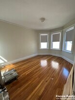 5 Walbridge St, Unit 24 in Boston, MA - Building Photo