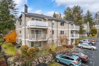 Auguston Condominiums in Mill Creek, WA - Building Photo - Primary Photo