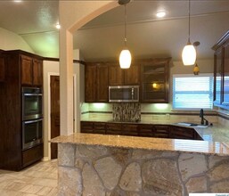 2038 Rustling Oaks Dr in Harker Heights, TX - Building Photo - Building Photo