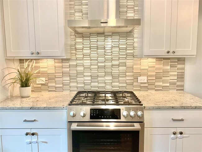 4012 Manifest Ln in Austin, TX - Building Photo - Building Photo