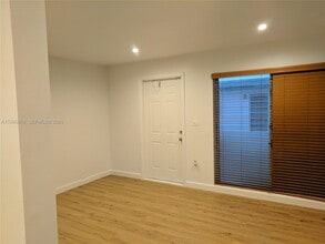 14158 SW 88th Ave in Palmetto Bay, FL - Building Photo - Building Photo