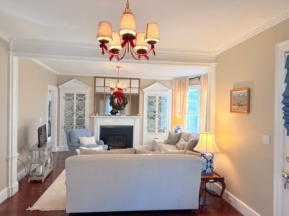 9 Winthrop St in Danvers, MA - Building Photo