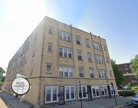 7542 Adams St, Unit 109 in Forest Park, IL - Building Photo - Building Photo