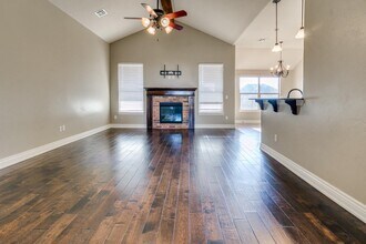 19217 Garden Creek Ln in Edmond, OK - Building Photo - Building Photo