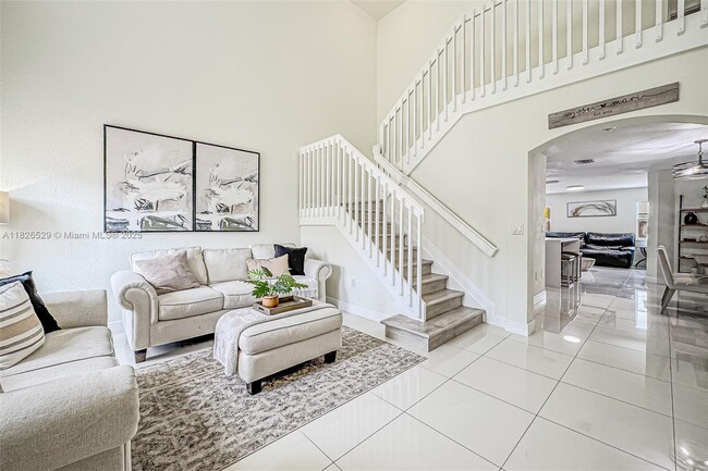 16426 SW 48th Terrace in Miami, FL - Building Photo - Building Photo