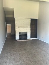 7613 Quailwood Dr in Bakersfield, CA - Building Photo - Building Photo