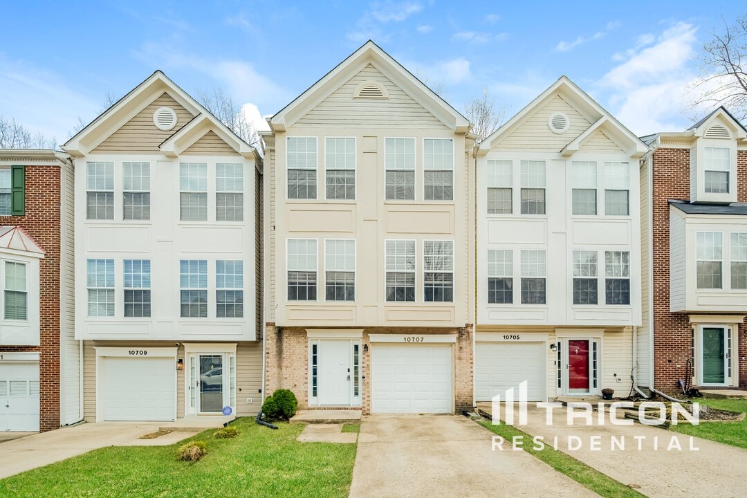 10707 Elizabeth Parnum Pl in Upper Marlboro, MD - Building Photo
