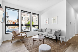 Sable Coliving in Chicago, IL - Building Photo - Building Photo