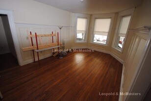 1114 Commonwealth Ave