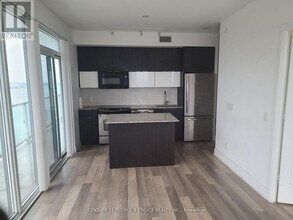 56 Annie Craig Dr in Toronto, ON - Building Photo - Building Photo