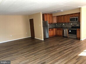 1575 W Street Rd in Warminster, PA - Building Photo - Building Photo