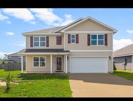 5832 Viking Wy in Panama City, FL - Building Photo