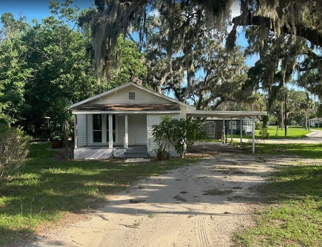 property at 1318 Neely Dr