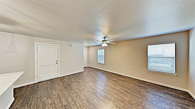 5000 Avion Ct in Oklahoma City, OK - Building Photo - Building Photo