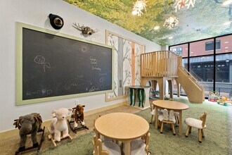 260 Ave E in Bayonne, NJ - Foto de edificio - Building Photo