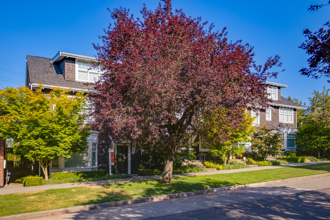 7281-7295 Cypress St in Vancouver, BC - Building Photo