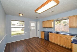 22722 Fincastle Dr in Katy, TX - Foto de edificio - Building Photo