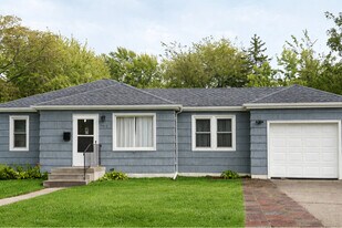 7011 Penn Ave S in Richfield, MN - Building Photo