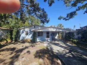 511 46th Ave N in St. Petersburg, FL - Foto de edificio - Building Photo