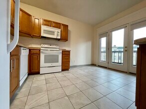 1151 Commonwealth Ave, Unit 8 in Boston, MA - Foto de edificio - Building Photo