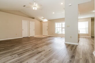 3352 Bluestone Ave in Spring Hill, FL - Building Photo - Building Photo