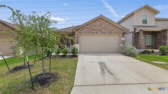 1609 Chianti Pass in Canyon Lake, TX - Building Photo