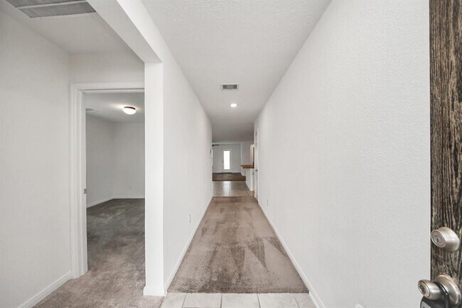 2018 Katalonia Ln in Fresno, TX - Building Photo - Building Photo