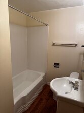4706 Cass St in Omaha, NE - Building Photo - Building Photo