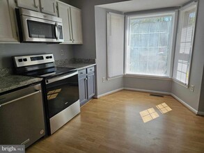 3288 Greco Ct in Woodbridge, VA - Foto de edificio - Building Photo