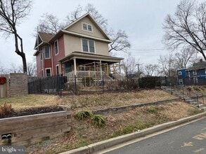 2630 Brentwood Rd NE in Washington, DC - Building Photo - Building Photo