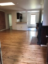 10 Macomb St in Plattsburgh, NY - Building Photo