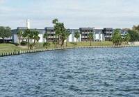 Sapphire Resort Apartments in Houston, TX - Building Photo - Building Photo