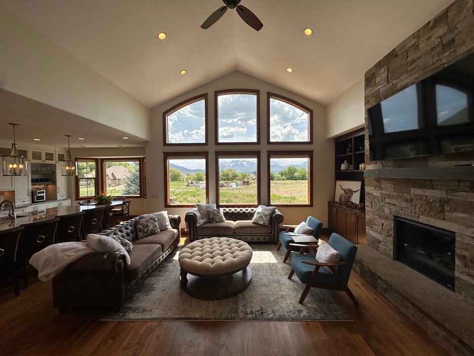 1672 E 70 S in Heber City, UT - Building Photo