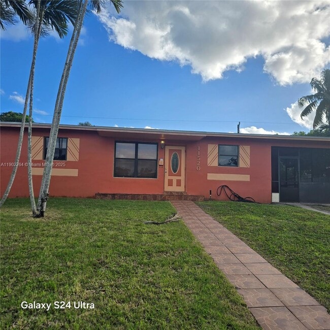 11520 SW 186th St in Miami, FL - Building Photo - Building Photo