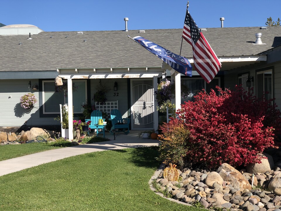 Clocktower Apartments in Gardnerville, NV - Building Photo