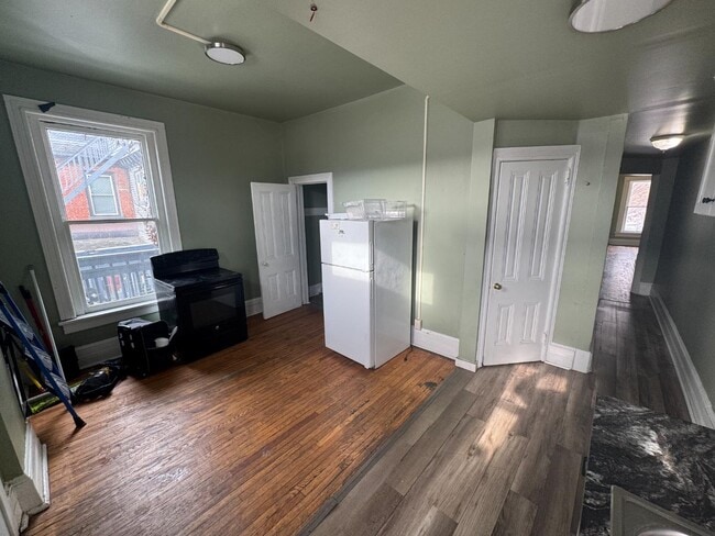 727-729 W 4th St in Williamsport, PA - Foto de edificio - Building Photo