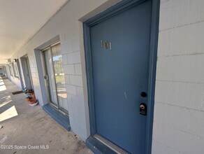 140 Minna Ln in Merritt Island, FL - Building Photo - Building Photo