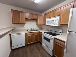 21011 Homer Rd in St. Robert, MO - Building Photo - Building Photo