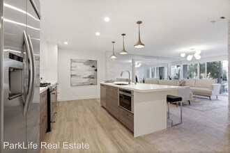 1155 Star Park Cir-Unit -Unit 2C in Coronado, CA - Building Photo - Building Photo