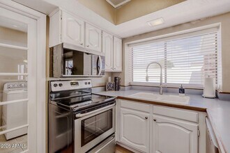 3214 E Siesta Ln in Phoenix, AZ - Building Photo - Building Photo