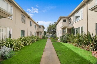 1113 - 27 26th Street, in Santa Monica, CA - Foto de edificio - Building Photo