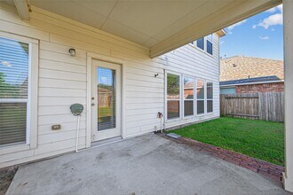 21583 Rose Mill Dr in Kingwood, TX - Building Photo - Building Photo