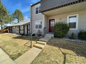 7110 S Gaylord St in Centennial, CO - Building Photo