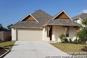 3714 Gum Wds in San Antonio, TX - Foto de edificio